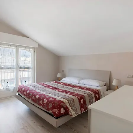 Chez Maghy Apartament *